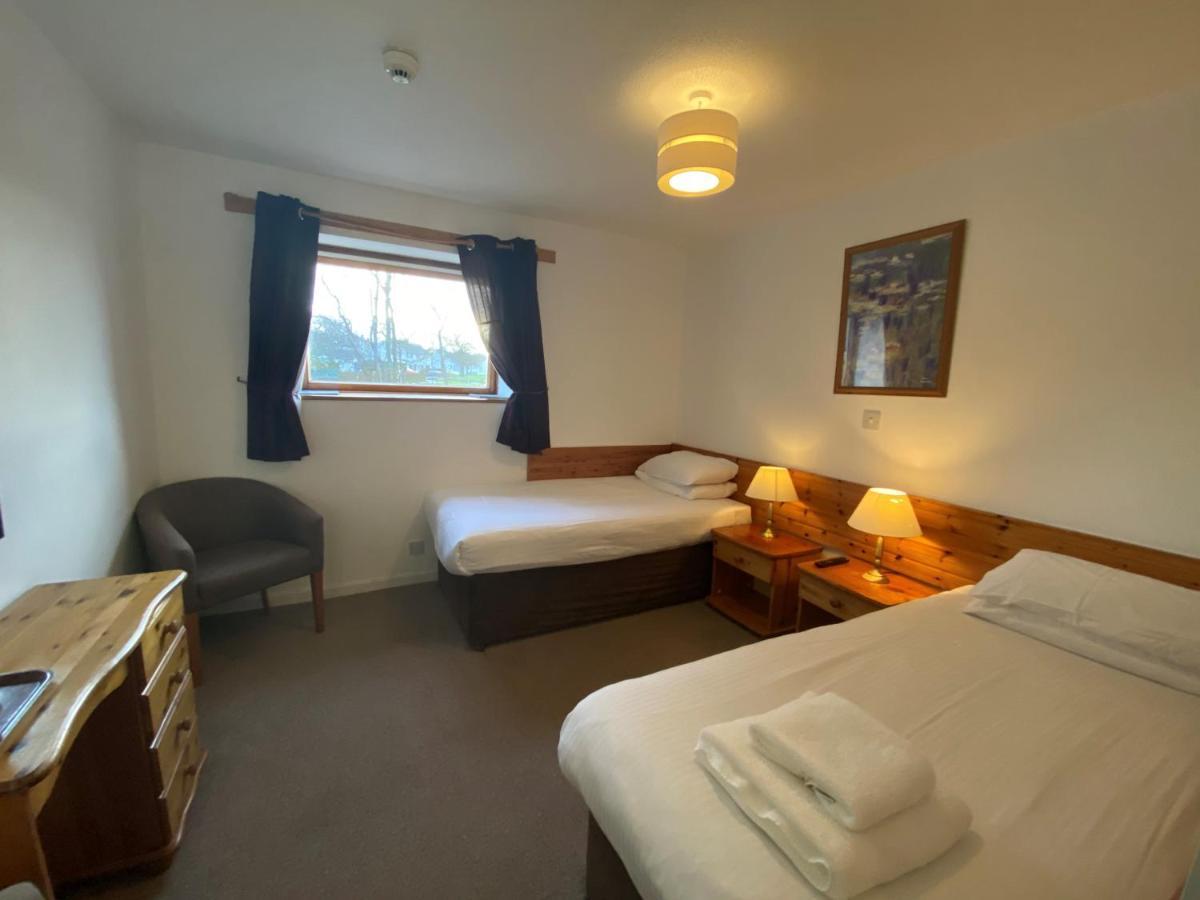 Smithton Hotel Инвернесс Экстерьер фото