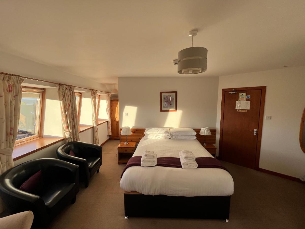 Smithton Hotel Инвернесс Экстерьер фото